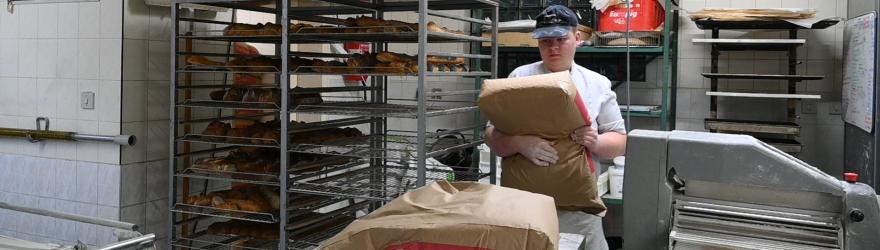 Face à la périphérie, le commerce au défi