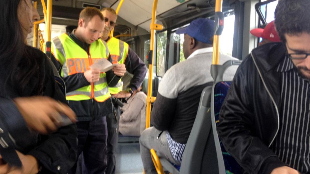 Les contrôles dans les transports en commun ont repris lundi entre Kehl et Strasbourg.