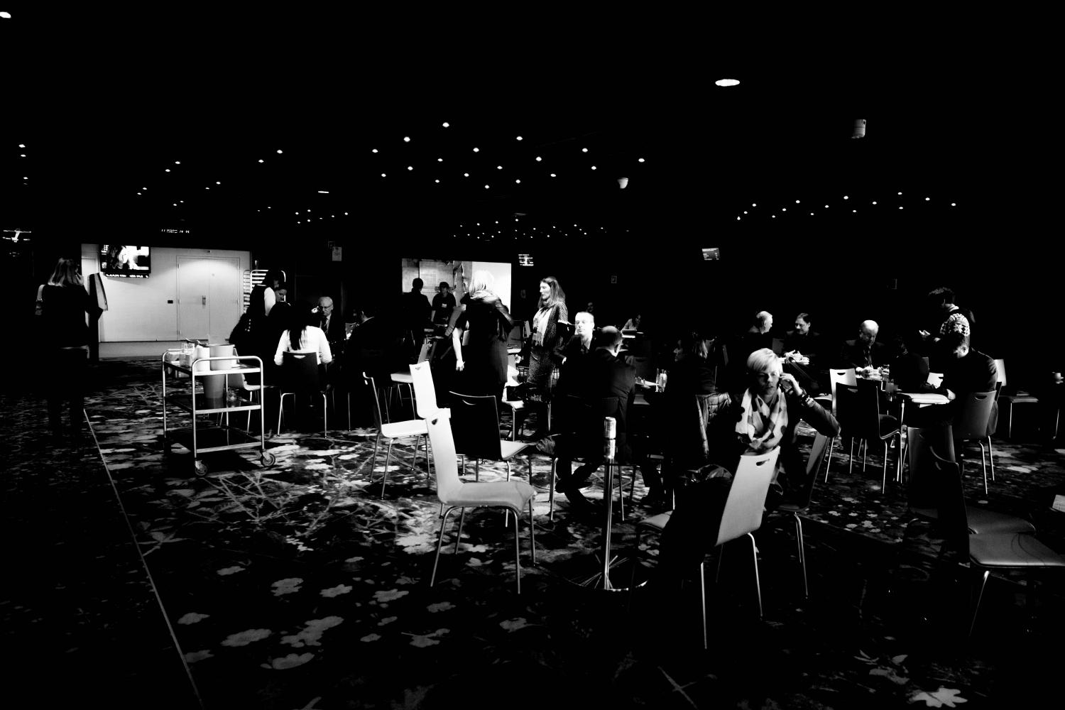 11/03/15 - 14:34 - Bar de la Presse