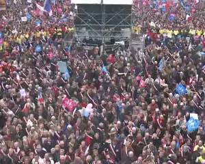 Manif pour tous: Manuel Valls annonce 98 interpellations