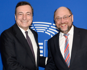 Mario Draghi devant le Parlement européen, transparence ou commedia dell’arte ?