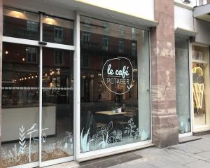 Un nouveau café a poussé rue des Francs-Bourgeois