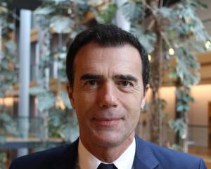 Rentrée différée pour l'amoureux de l'Europe Sandro Gozi