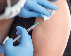 La stratégie vaccinale européenne en débat